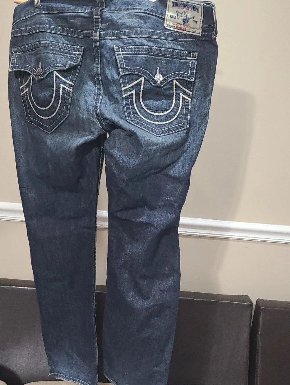 True Religion Men's Size 42 Indigo Straight-Leg Jeans with Contrast Stitching